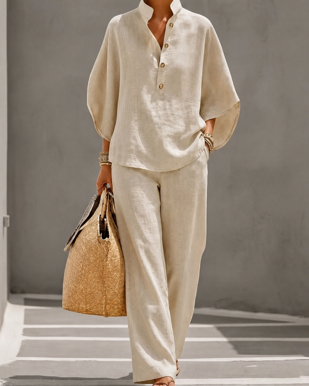 Celia - Conjunto de 2 Piezas con Blusa Fluida y Pantalón Recto