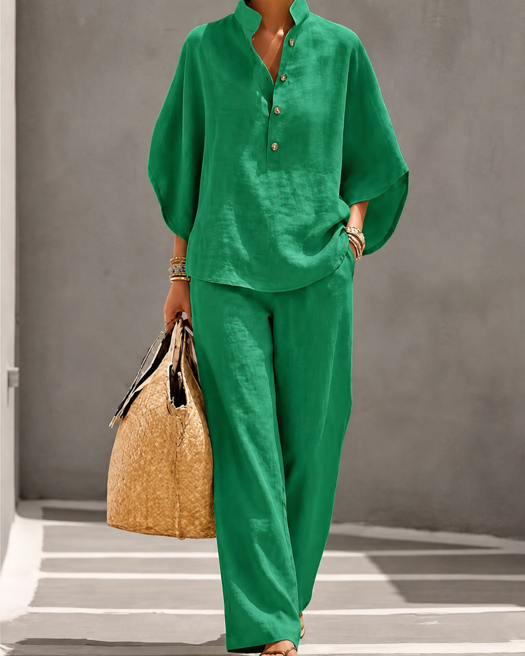 Celia - Conjunto de 2 Piezas con Blusa Fluida y Pantalón Recto