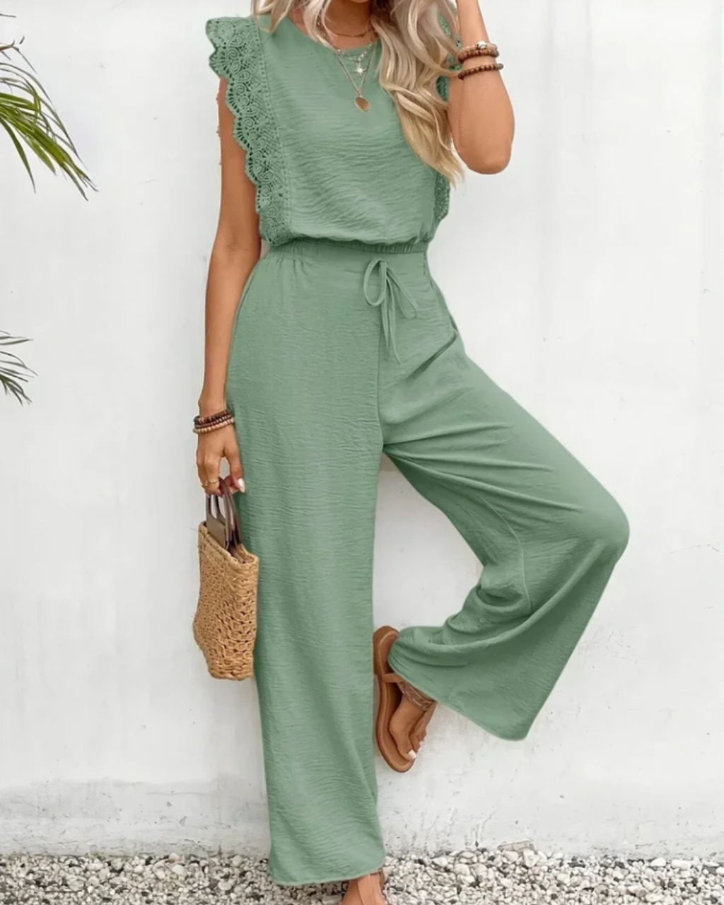 Abril - Conjunto Bohemio con Detalles de Encaje